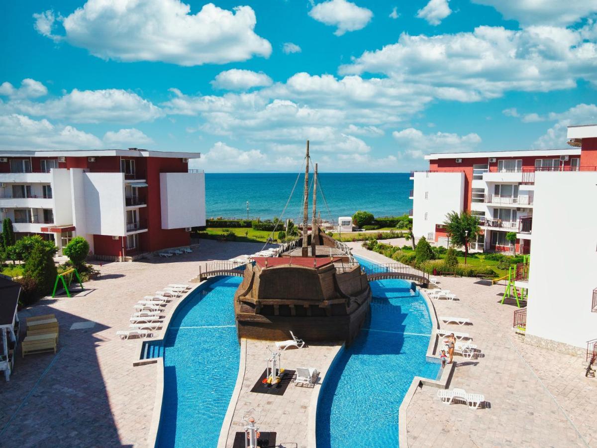 Privilege Fort Beach Apartments Sveti Vlas Ngoại thất bức ảnh