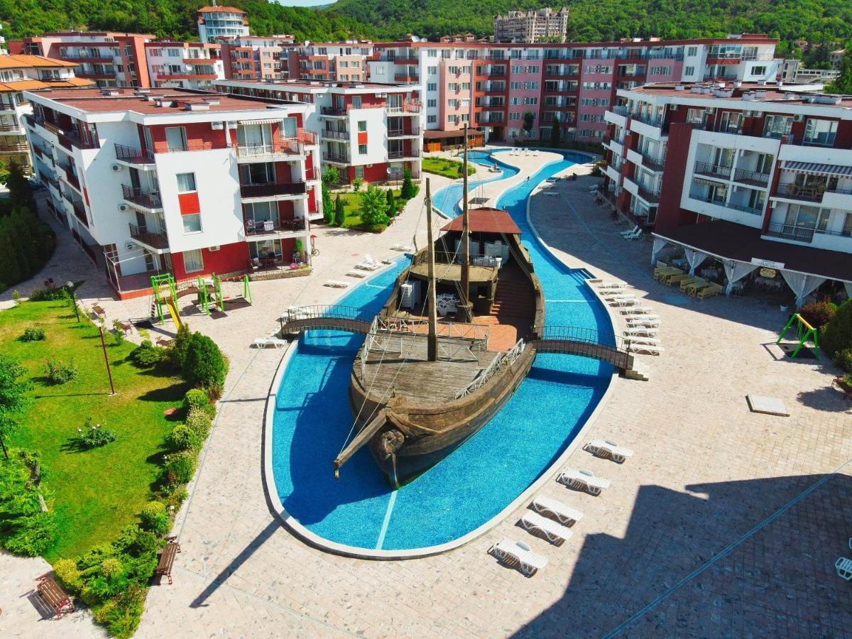 Privilege Fort Beach Apartments Sveti Vlas Ngoại thất bức ảnh