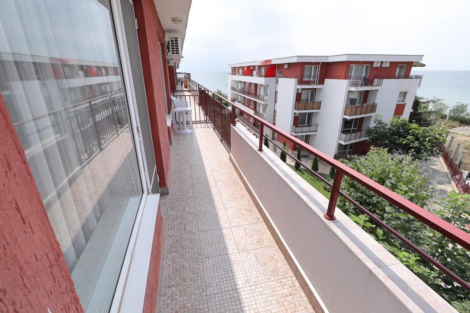 Privilege Fort Beach Apartments Sveti Vlas Ngoại thất bức ảnh