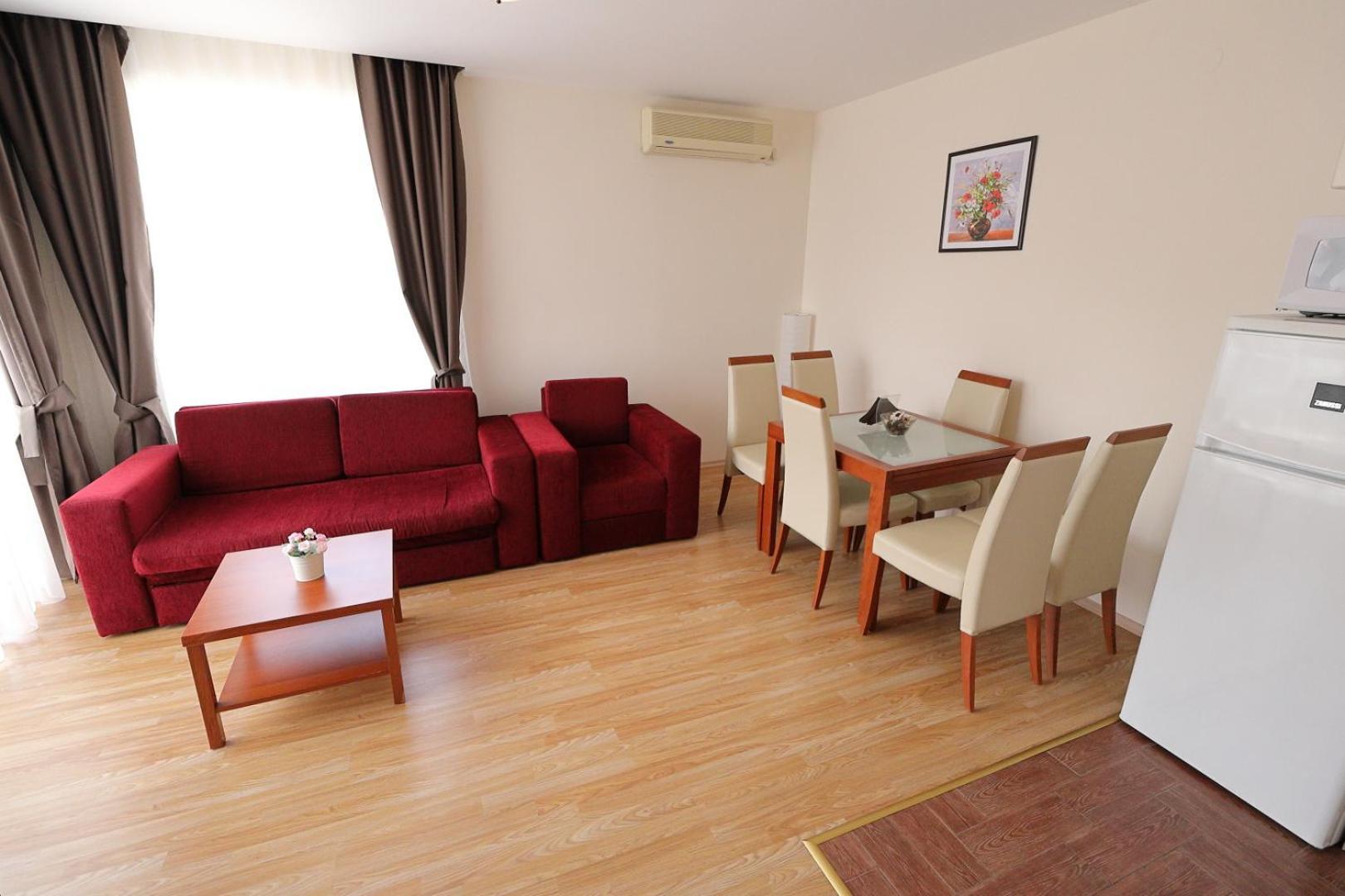 Privilege Fort Beach Apartments Sveti Vlas Ngoại thất bức ảnh