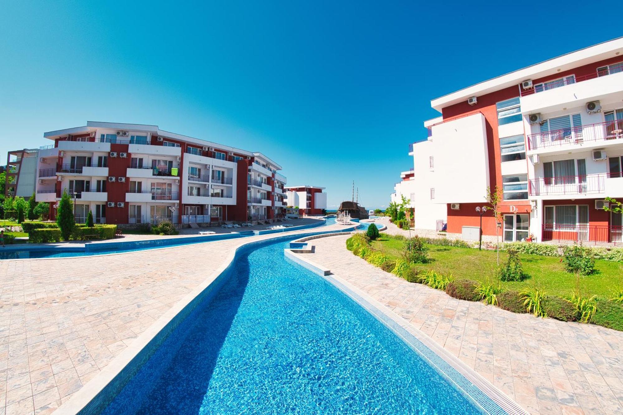 Privilege Fort Beach Apartments Sveti Vlas Ngoại thất bức ảnh