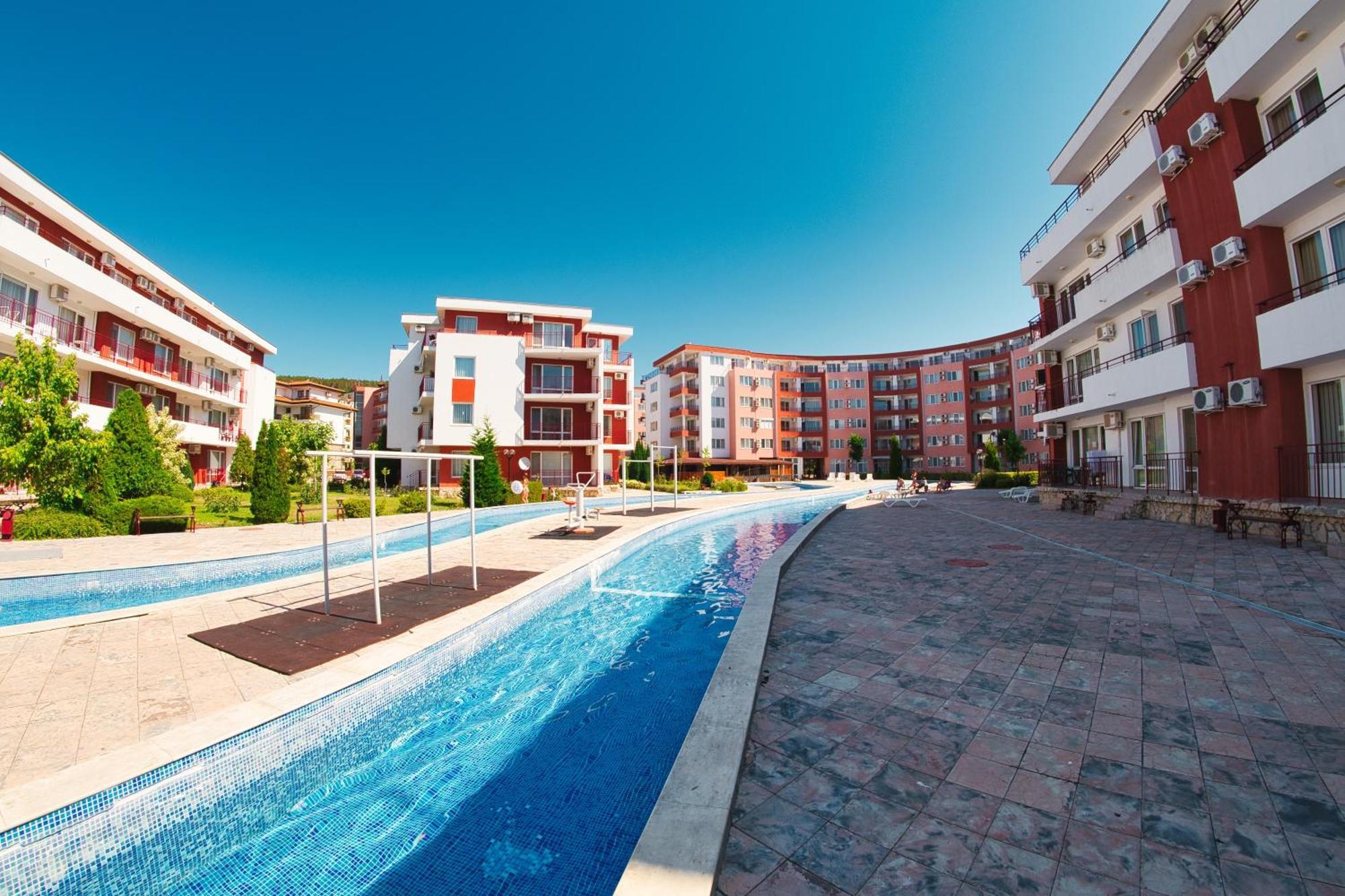 Privilege Fort Beach Apartments Sveti Vlas Ngoại thất bức ảnh