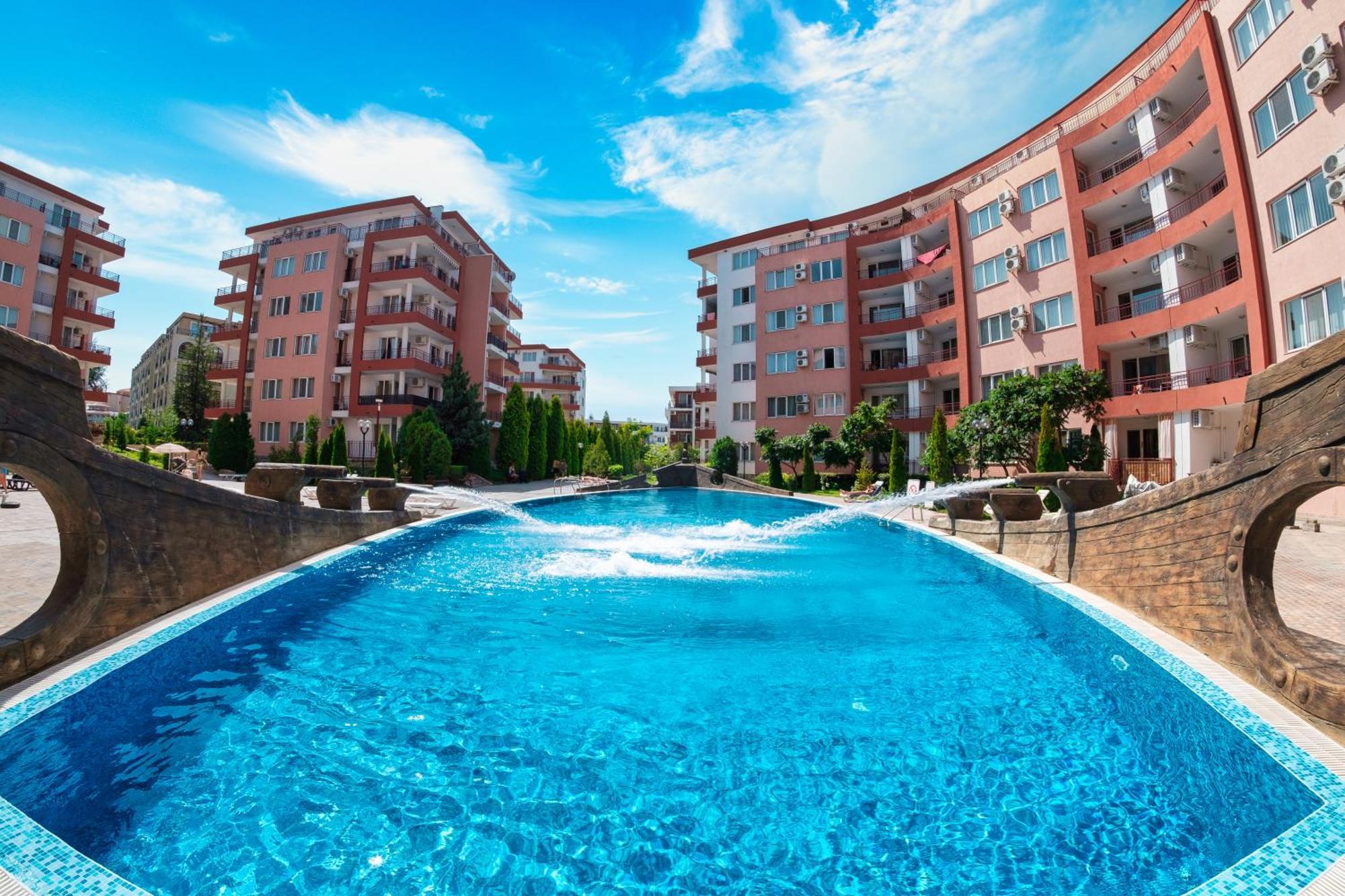 Privilege Fort Beach Apartments Sveti Vlas Ngoại thất bức ảnh