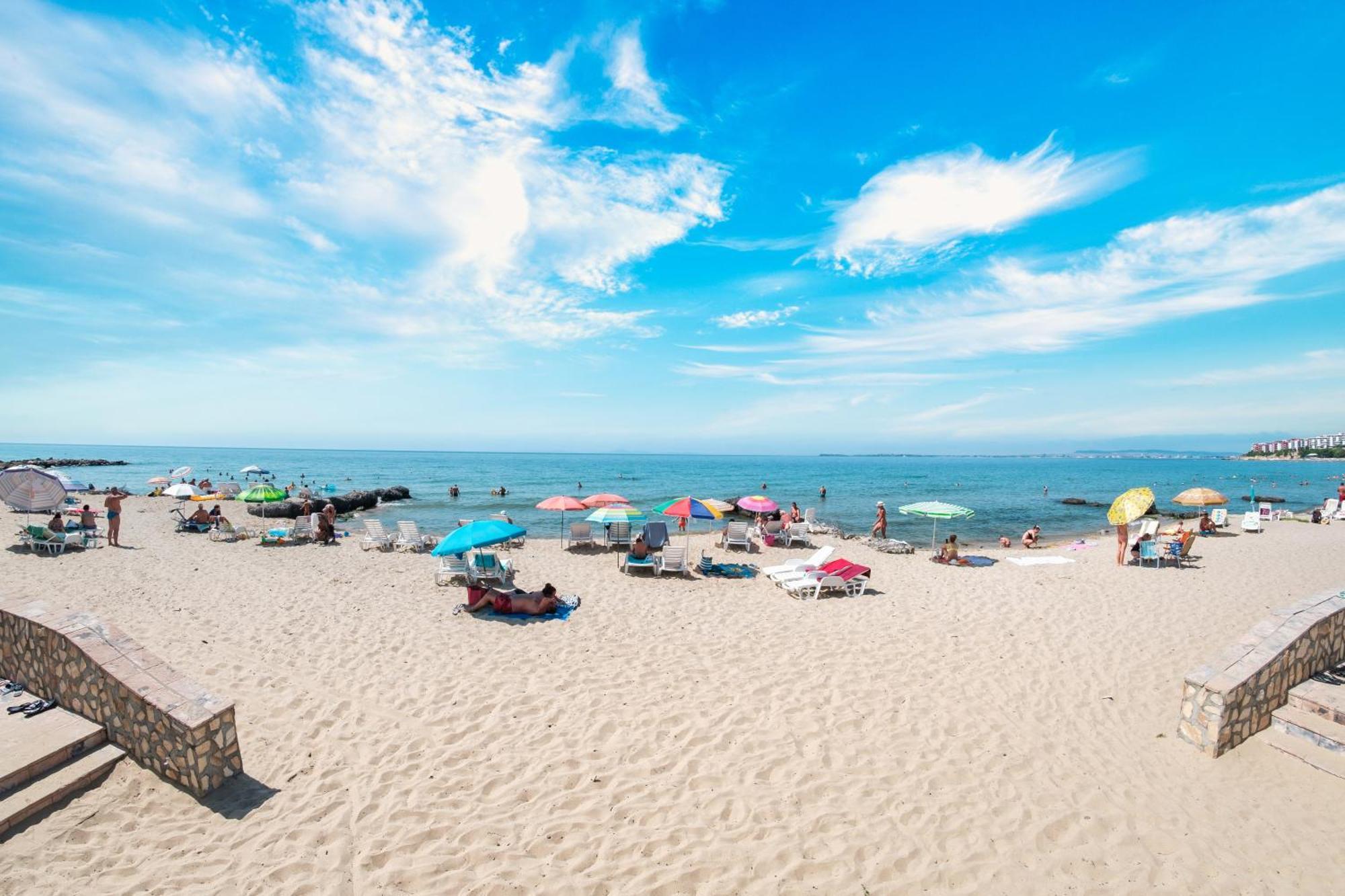 Privilege Fort Beach Apartments Sveti Vlas Ngoại thất bức ảnh