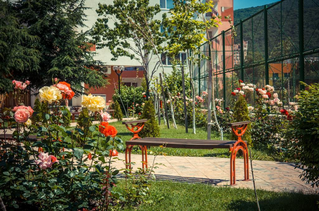Privilege Fort Beach Apartments Sveti Vlas Ngoại thất bức ảnh