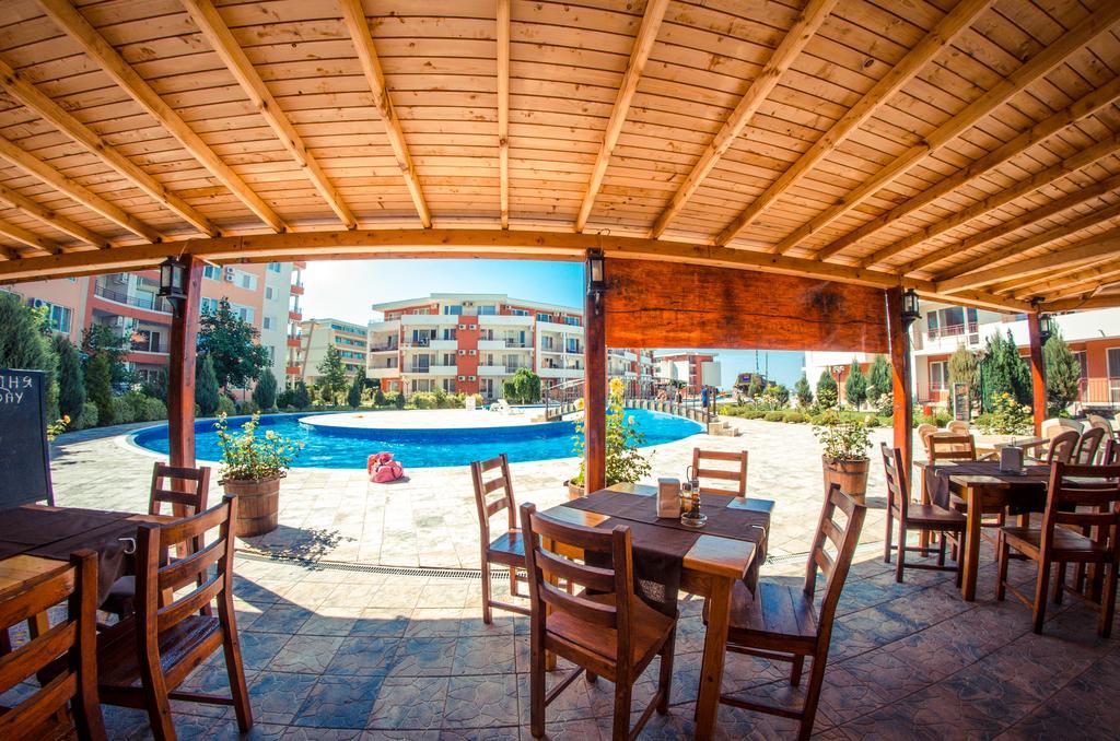 Privilege Fort Beach Apartments Sveti Vlas Ngoại thất bức ảnh