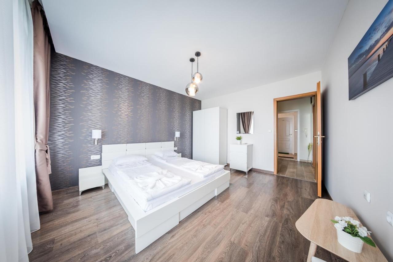 Privilege Fort Beach Apartments Sveti Vlas Ngoại thất bức ảnh