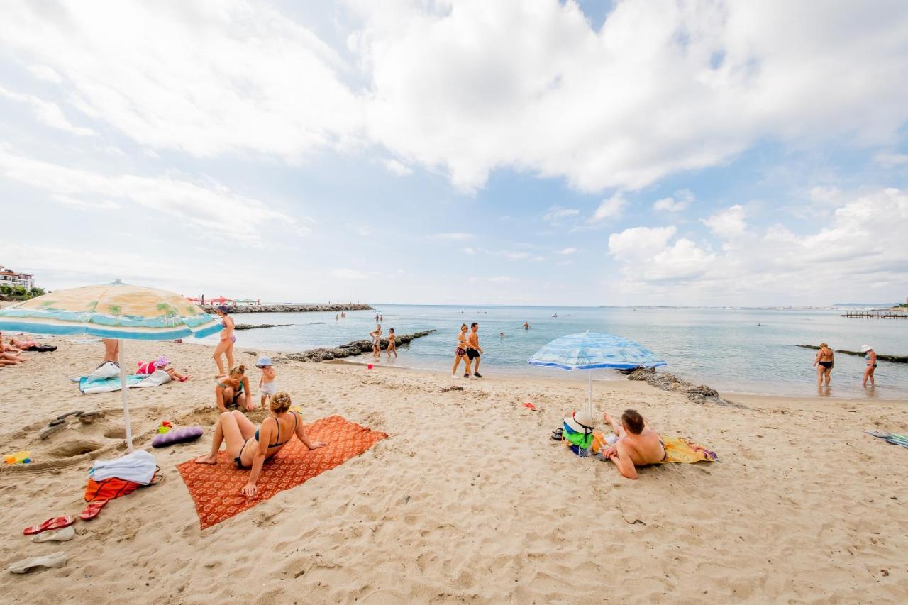 Privilege Fort Beach Apartments Sveti Vlas Ngoại thất bức ảnh