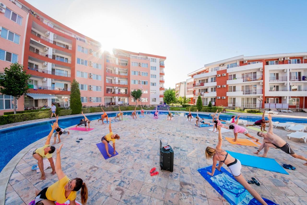 Privilege Fort Beach Apartments Sveti Vlas Ngoại thất bức ảnh